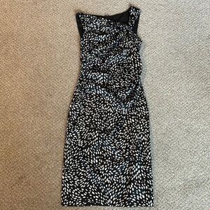 Womens Maggy London dress.